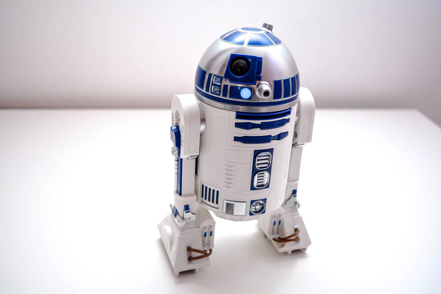 Sphero R2-D2 керований дроїд